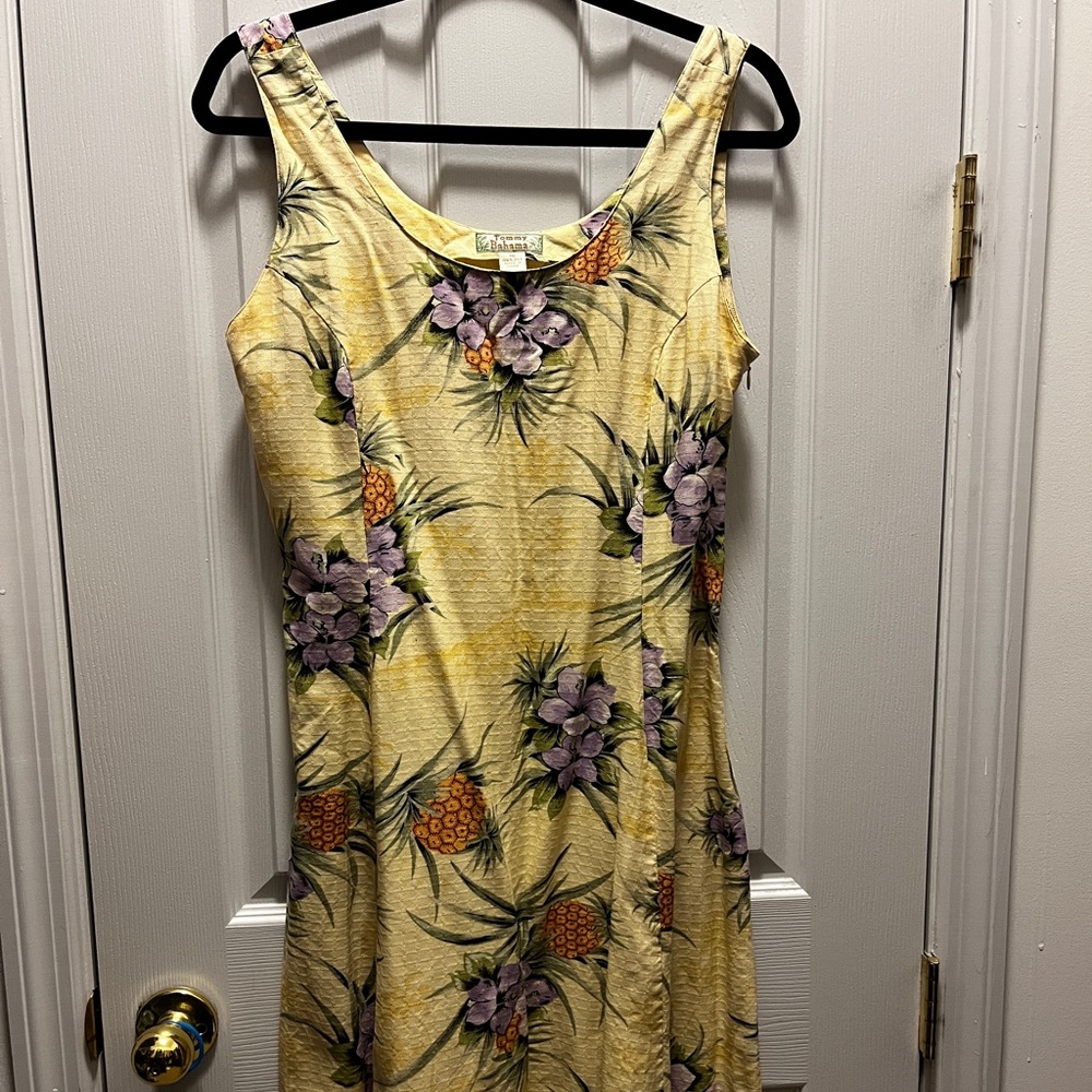 Figure flattering island, beach dress, 100% silk